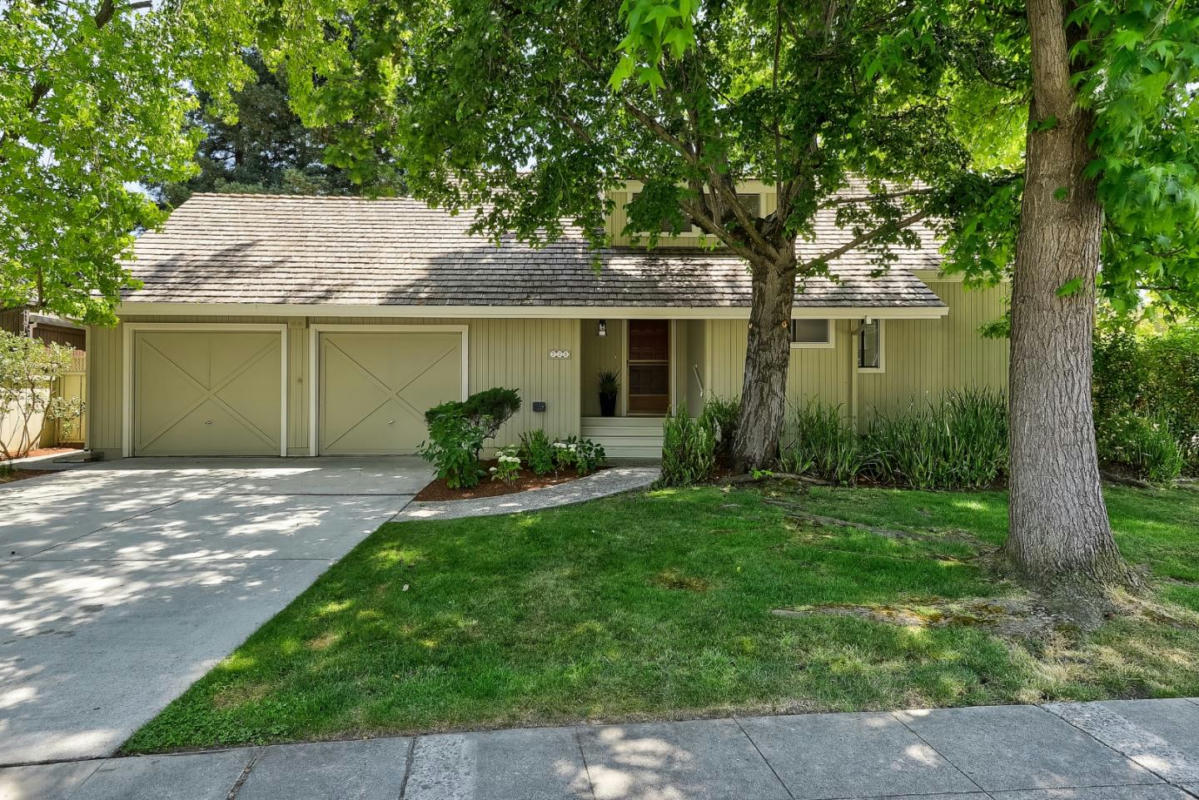 725 RAINBOW DR, MOUNTAIN VIEW, CA 94041, photo 1 of 23